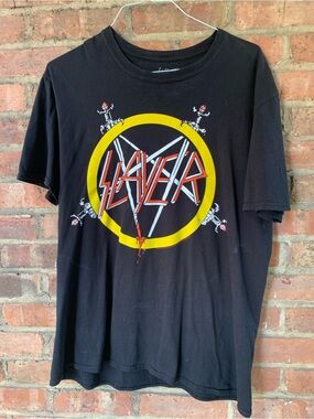 Slayer Shirt Men's Size XL like new